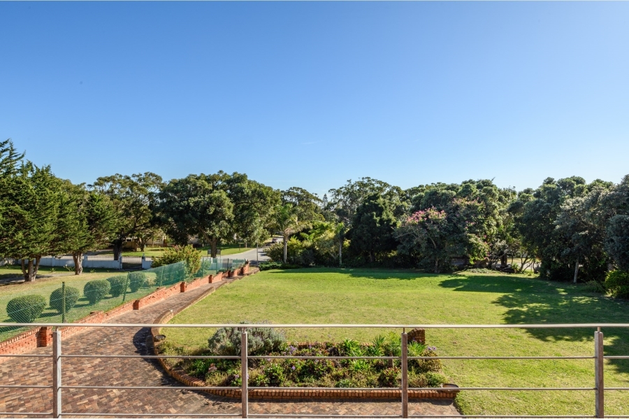4 Bedroom Property for Sale in Walmer Heights Eastern Cape